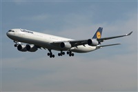 Jorge Medina - Spotters Barcelona - El Prat. Click to see full size photo