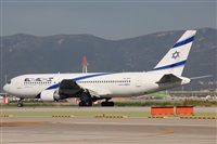 Rodrigo Carvalho - Noisy Spotters. Click to see full size photo