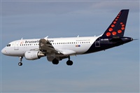 Rubn Gil - Noisy Spotters. Click to see full size photo