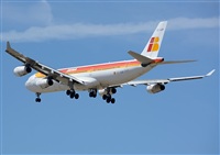 Anonymous aviation photographer-AIRE.ORG. Click to see full size photo