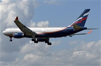 Adolfmalet-Spotters Barcelona-El Prat. Click to see full size photo
