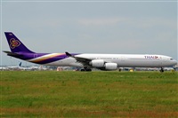 Rubn Gil - Noisy Spotters. Click to see full size photo