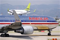 Adolfmalet-Spotters Barcelona-El Prat. Click to see full size photo
