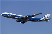 Rubn Gil - Noisy Spotters. Click to see full size photo