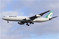 Adolfmalet-Spotters Barcelona-El Prat. Click to see full size photo