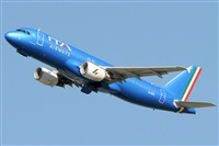 Gabriele Fontana - Tuscan Aviation. Click to see full size photo