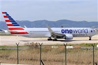 Rubn Gil - Noisy Spotters. Click to see full size photo