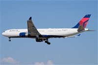 Adolfmalet-Spotters Barcelona-El Prat. Click to see full size photo