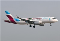 Adolfmalet-Spotters Barcelona-El Prat. Click to see full size photo