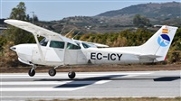 Jos Luis Moreno Menjbar - Plane Spotter Freelance. Click to see full size photo