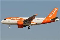 Gabriele Fontana - Tuscan Aviation. Click to see full size photo