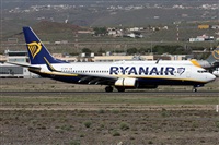 Alfonso Sols - Asociacin Canary Islands Spotting. Click to see full size photo