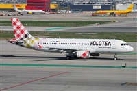Cele - Spotters BCN. Click to see full size photo