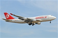 Adolfmalet-Spotters Barcelona-El Prat. Click to see full size photo