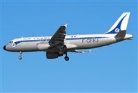 Rubn Gil - Noisy Spotters. Click to see full size photo