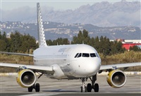 Jos Miguel Bernases - Noisy Spotters. Click to see full size photo