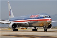 Jordi Rull Dalmau.Spotters BCN-El Prat. Click to see full size photo