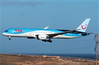 Romn Valladares-Gran Canaria Spotters. Click to see full size photo