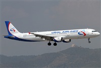 Jos Miguel Bernases - Noisy Spotters. Click to see full size photo
