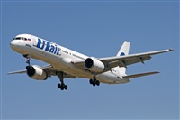 Jordi Rull Dalmau.Spotters BCN-El Prat. Click to see full size photo