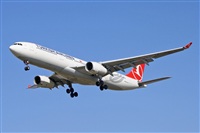 Jordi Rull Dalmau.Spotters BCN-El Prat. Click to see full size photo