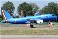 Gabriele Fontana - Tuscan Aviation. Click to see full size photo