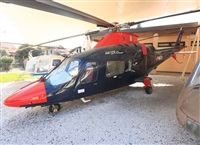 �Daniel Ferro. Click to see full size photo