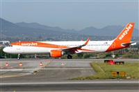 �Manuel Fernandez. Click to see full size photo