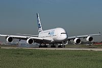 Rafael Alvarez Cacho- www.aviaciondigital.com. Click to see full size photo