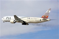 Pere  Escala - Spotters Barcelona-El Prat. Click to see full size photo