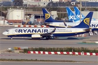 Adolfmalet-Spotters Barcelona-El Prat. Click to see full size photo