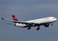 Adolfmalet-Spotters Barcelona-El Prat. Click to see full size photo
