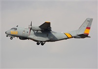 Anonymous aviation photographer-AIRE.ORG. Click to see full size photo