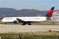 Jordi Rull Dalmau.Spotters BCN-El Prat. Click to see full size photo