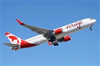 Jordi Rull Dalmau.Spotters BCN-El Prat. Click to see full size photo