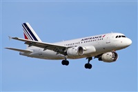 Jordi Rull Dalmau.Spotters BCN-El Prat. Click to see full size photo