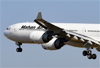 Adolfmalet-Spotters Barcelona-El Prat. Click to see full size photo