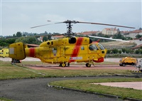 Anonymous aviation photographer-AIRE.ORG. Click to see full size photo