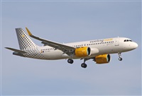 Jordi Rull Dalmau.Spotters BCN-El Prat. Click to see full size photo
