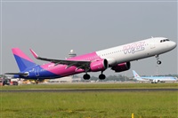 Gabriele Fontana - Tuscan Aviation. Click to see full size photo