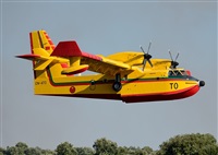Anonymous aviation photographer-AIRE.ORG. Click to see full size photo