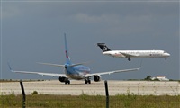 Pere  Escala - Spotters Barcelona-El Prat. Click to see full size photo