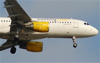 Rubn Gil - Noisy Spotters. Click to see full size photo