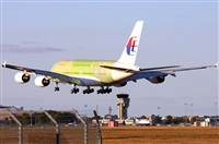 Pere  Escala - Spotters Barcelona-El Prat. Click to see full size photo