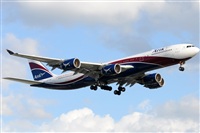 Rubn Gil - Noisy Spotters. Click to see full size photo