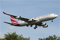 Miguel Alia - Noisy Spotters. Click to see full size photo