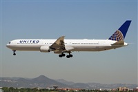 Jordi Rull Dalmau.Spotters BCN-El Prat. Click to see full size photo