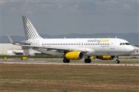 �Vicente Aguil�. Click to see full size photo