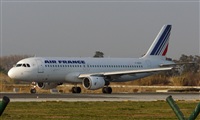 Pere  Escala - Spotters Barcelona-El Prat. Click to see full size photo