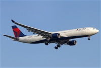 Jos Miguel Bernases - Noisy Spotters. Click to see full size photo